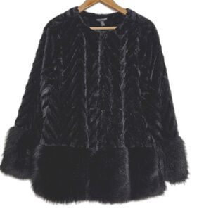 Nina Leonard Black Chevron Faux Fur Long Sleeve Eye & Hook Closure Bolero Jacket